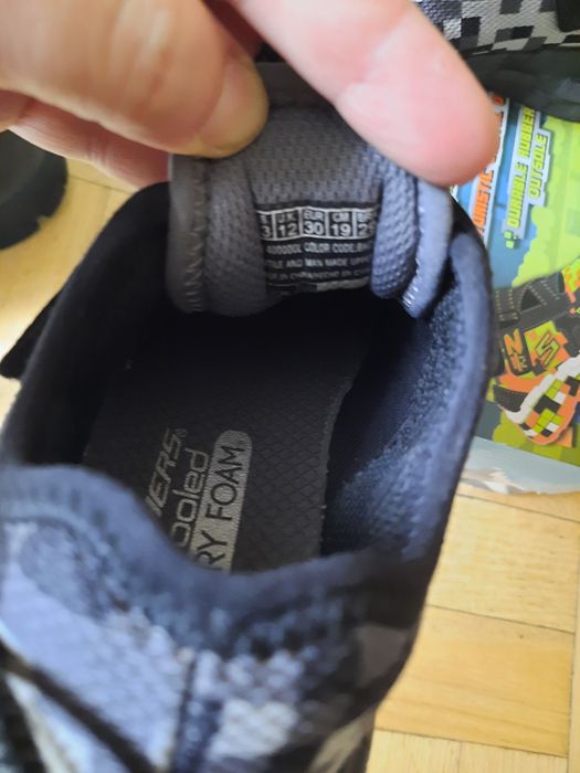 Кросівки дитячі  28,29,30,31 adidas, skechers босоніжки chicco 29,