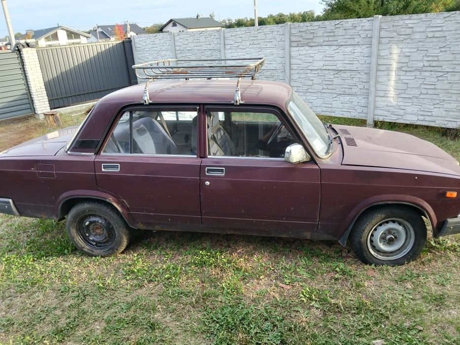 Легковий автомобіль