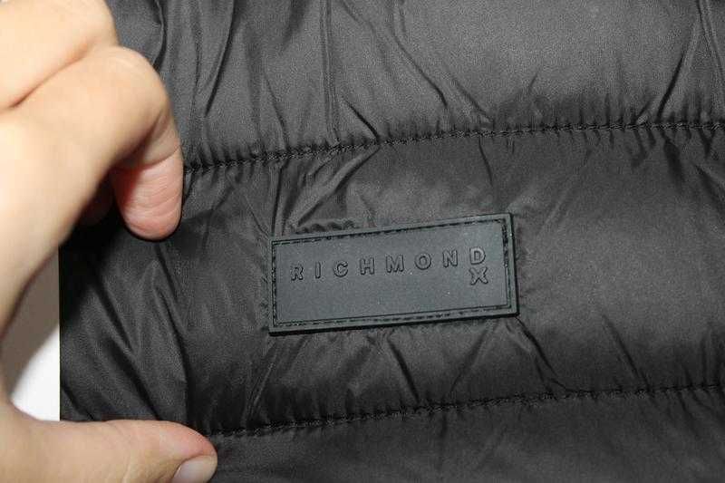 Оригінальна куртка John Richmond