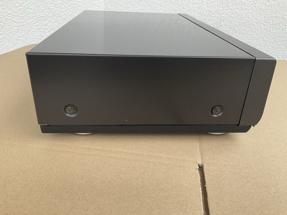 CD Technics SL-PS770D.