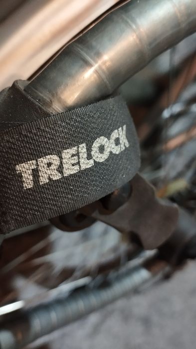 Замок вело броньований.