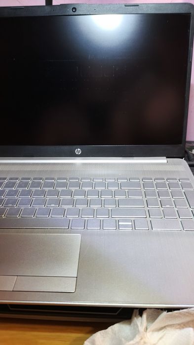 HP laptop 15-dw Intel Core i3-7020U