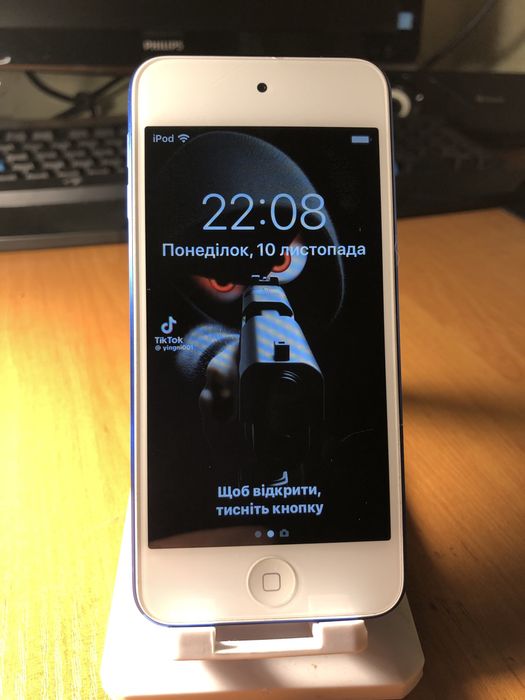 Продам Ипад 6 поколения на 16 гб