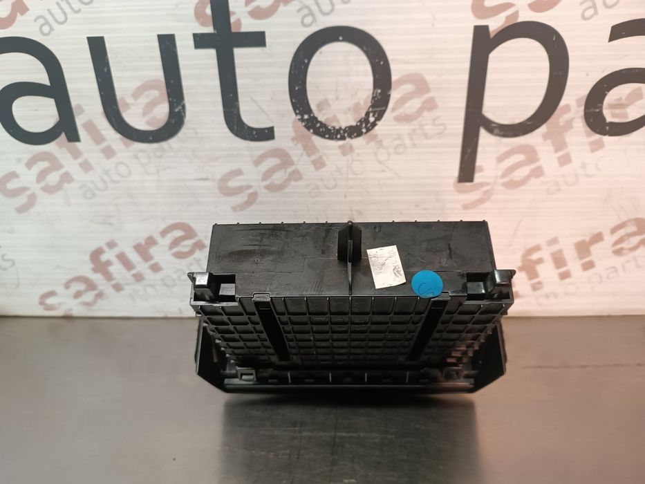 Caixa de Arrumação CITROËN C6 - 9657387977