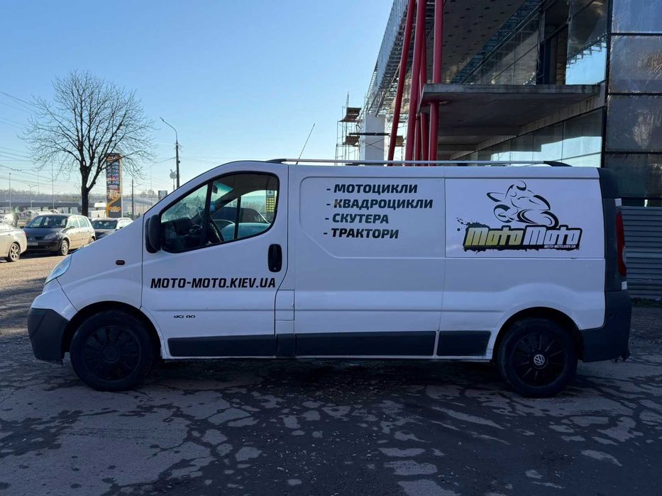 Вантажний бус Opel Vivaro 2009 Довга база