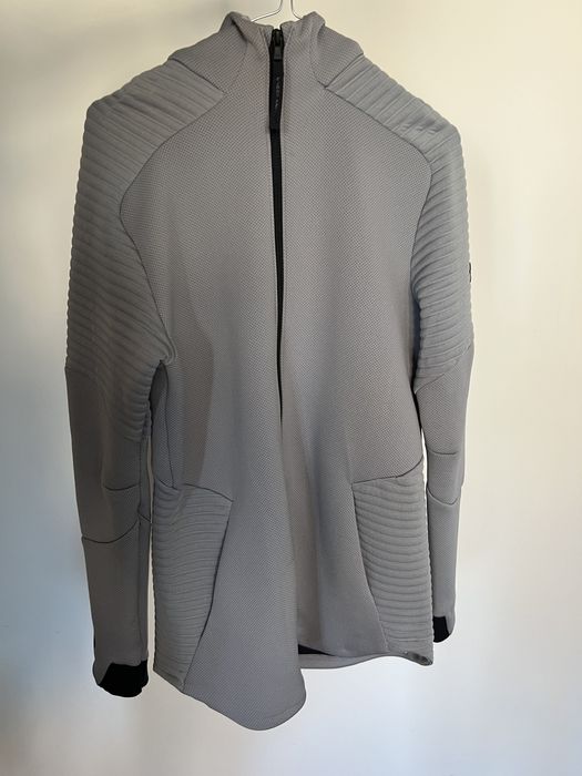 Спортивна чоловіча куртка Under Urmour M