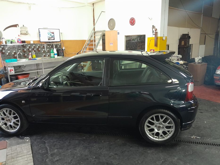 Vende se carro mg ano 2002