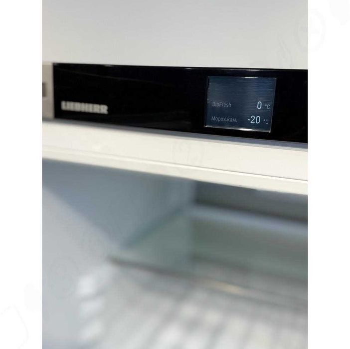 Двухкамерный холодильник Liebherr SBNsdd 5264