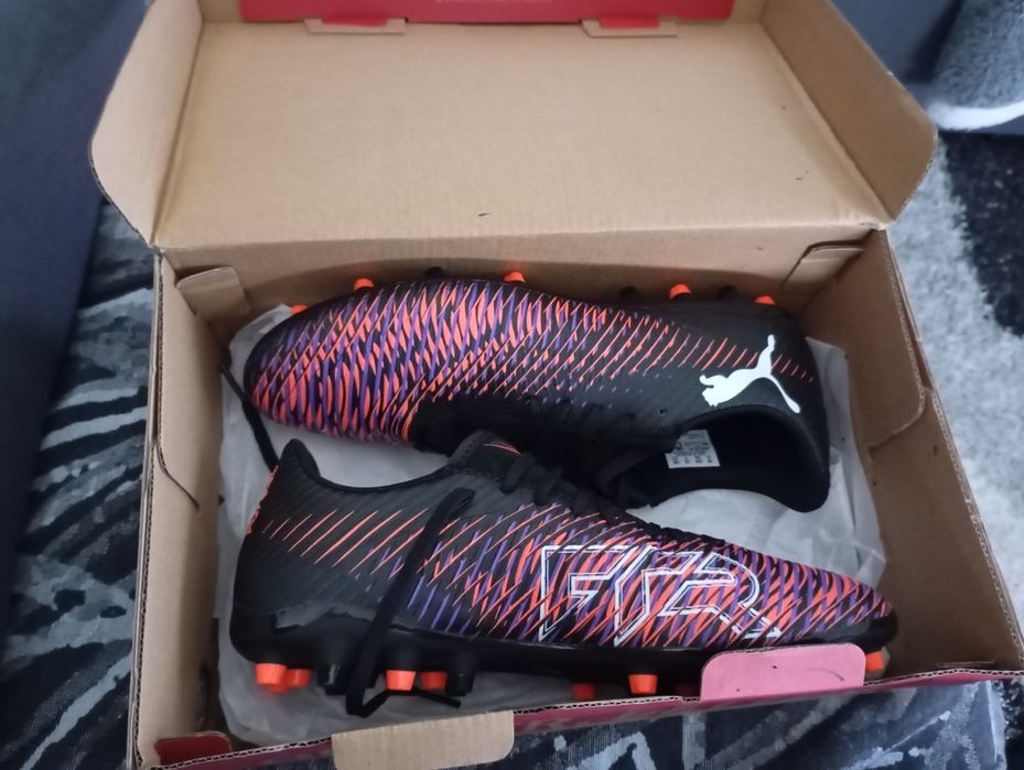 Chuteiras PUMA FUTURE número 39
