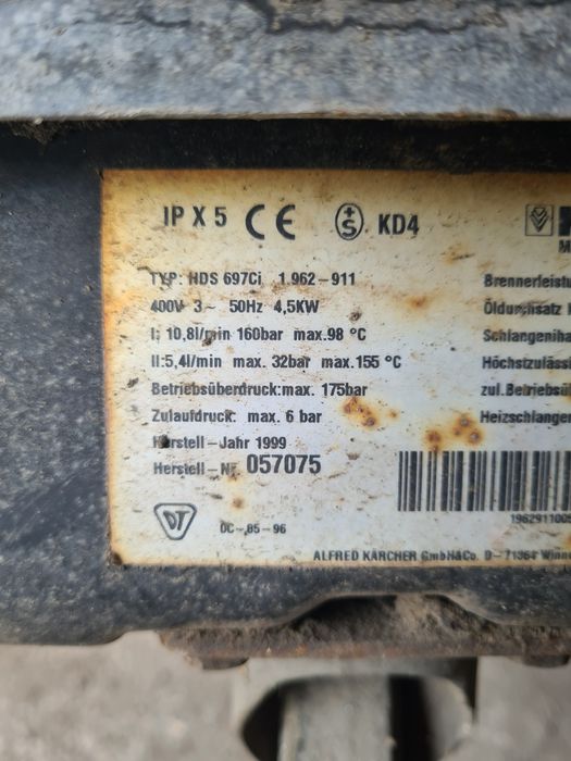 Myjka karcher HDS697CI