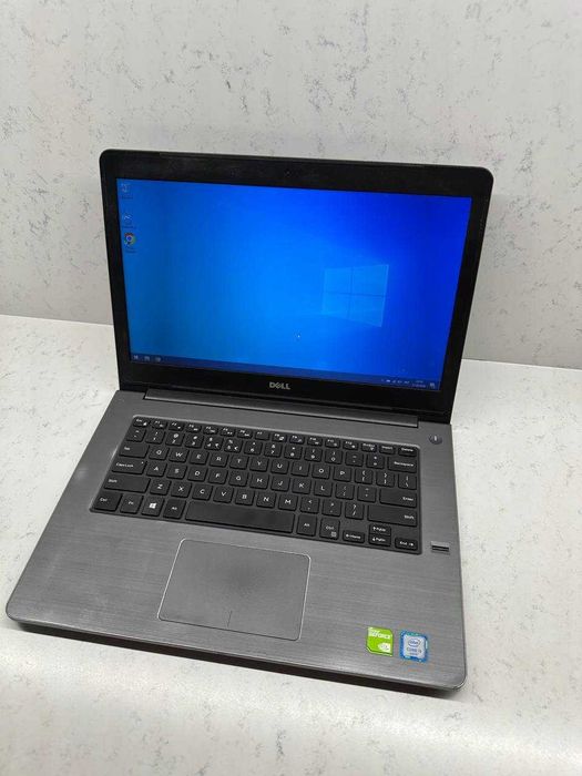 Laptop DELL Vostro
