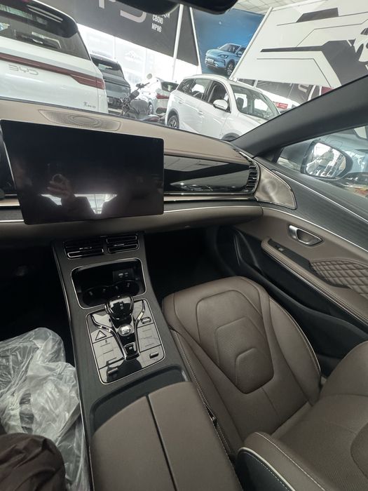 Продам byd han в топовой комплектации
