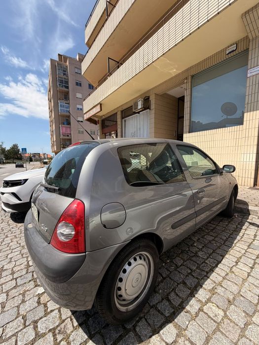 Renault clio. Comercial