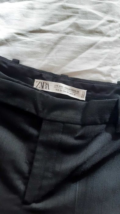 Calças pretas clássicas | Zara