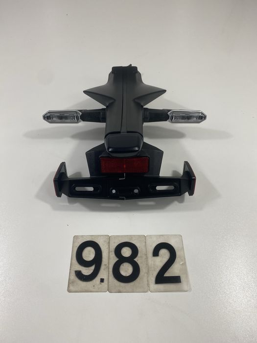 Kawasaki Z900 Ogon Mocowanie Tablicy + Kierunkowskazy A982