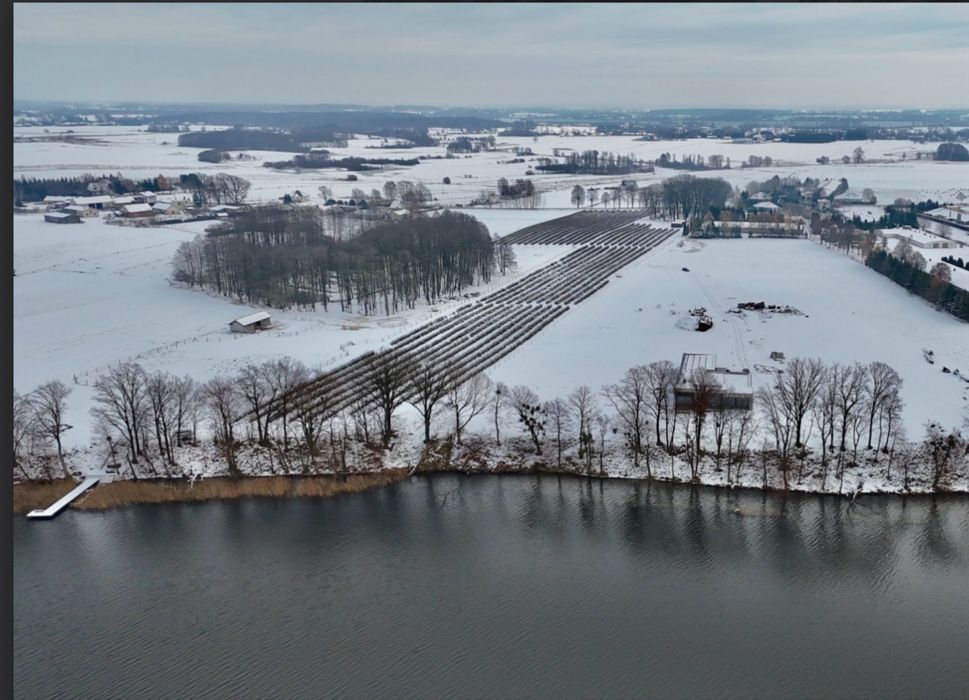 Sprzedam działki budowlane 12–15 arów nad Jeziorakiem
