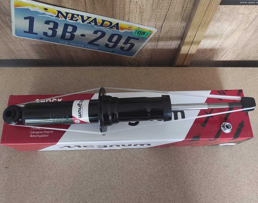 Амортизатор задній Dodge Journey Fiat Freemont