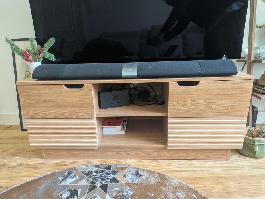 Mesa de TV - perfeito estado de conservação, 1 ano