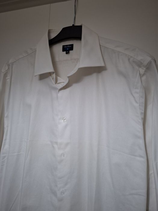 Camisa MrBlue, tamanho 42, para botõrs de punho