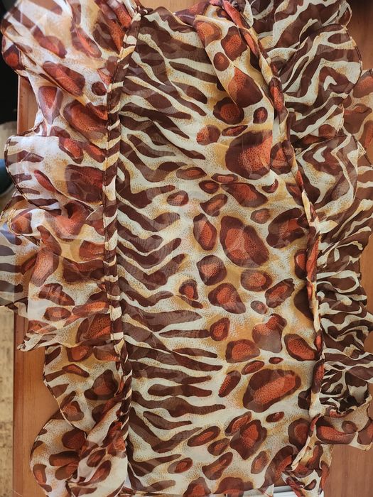 Vários lenços e variados