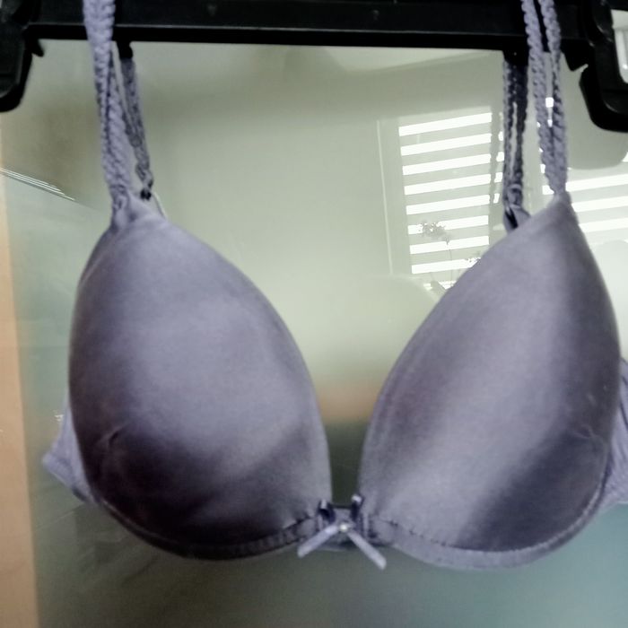 Biustonosz z kieszonkami na wkładki Intimissimi 70B