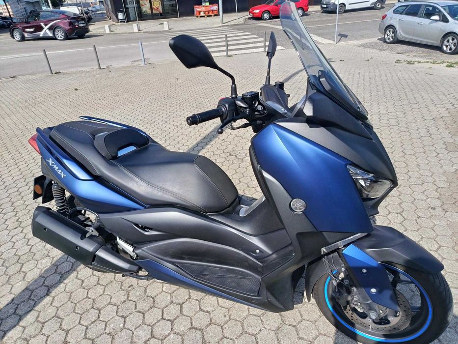 Moto Yamaha Xmax 300