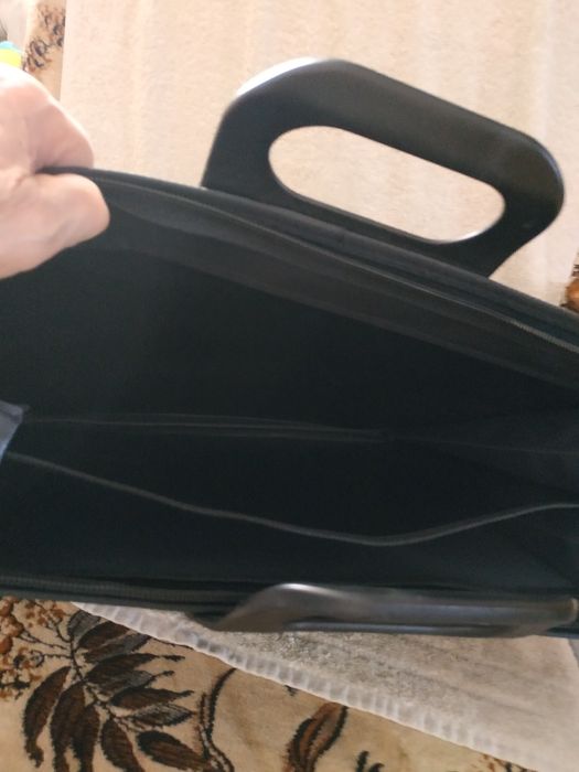 Сумки для ноутбука.