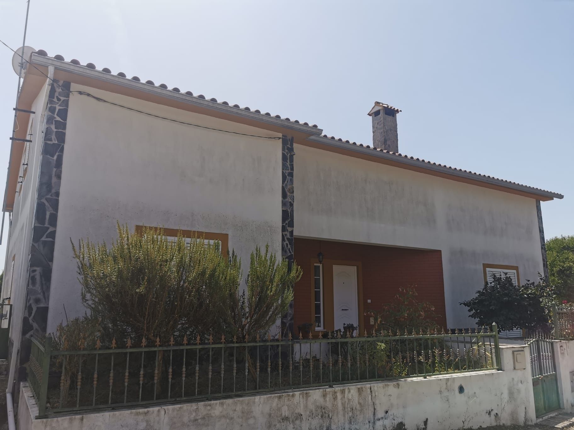 Moradias - Moradias - Casas em Vila de Rei - OLX Portugal