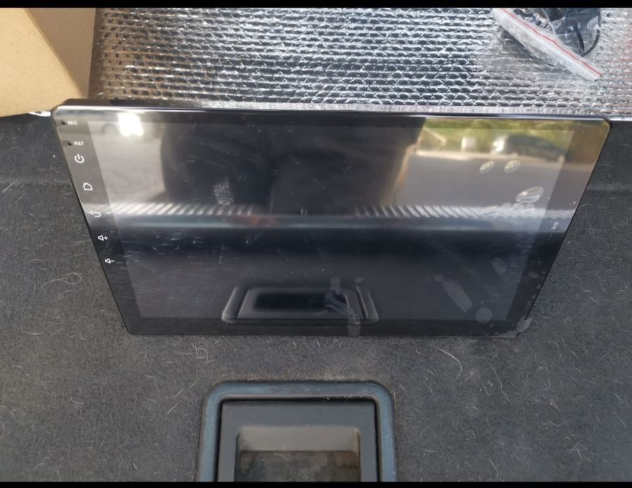 Vendo rádio 1din de 10 polegadas com gps câmara de ré novo nunca usado