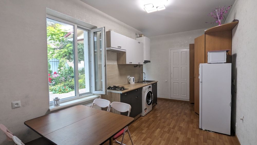 1 поверх Будинок на декілька окремих квартир, 2км-центра, 500м-ЖД,чеки