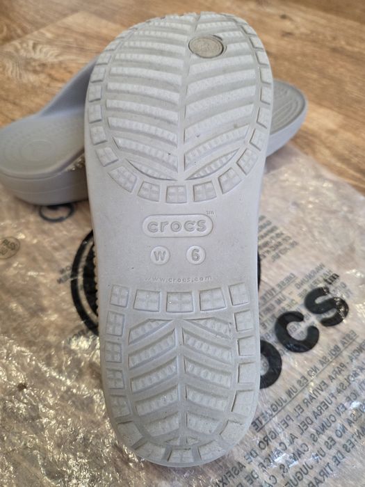 Шлепанцы, вьетнамки Crocs, р.w6