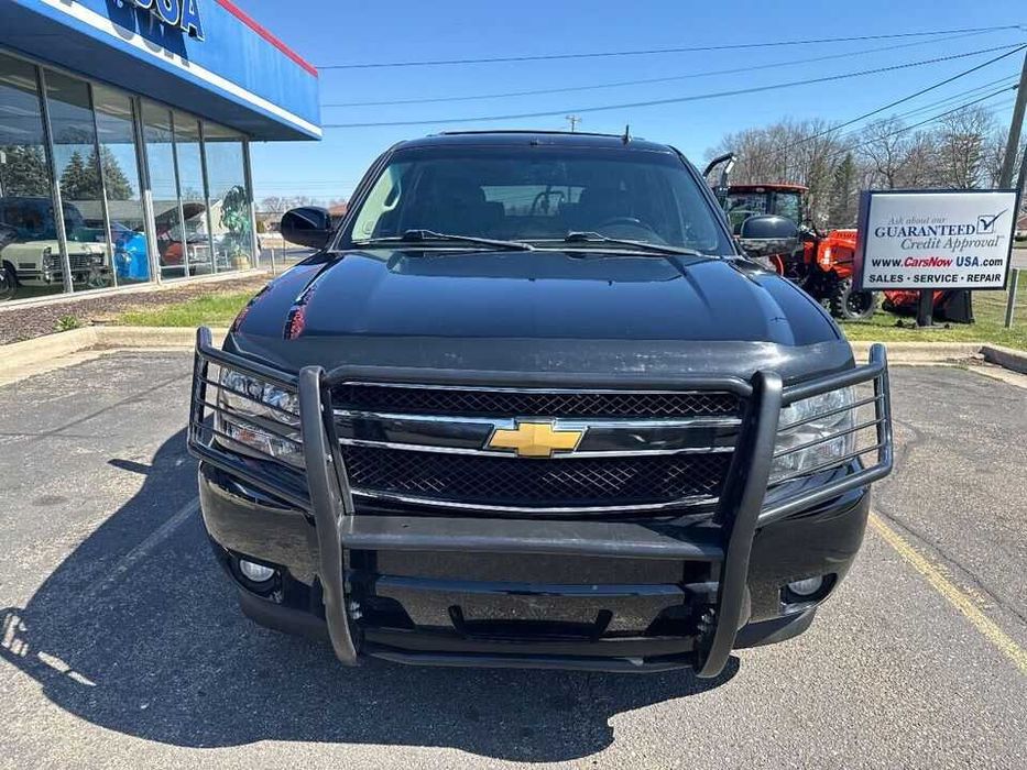 2014 Chevrolet Suburban LT 4x4 4dr SUV