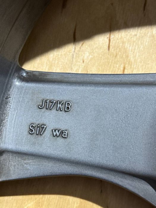 R16_Легкосплавні диски Volvo R-design V40, V50, V60