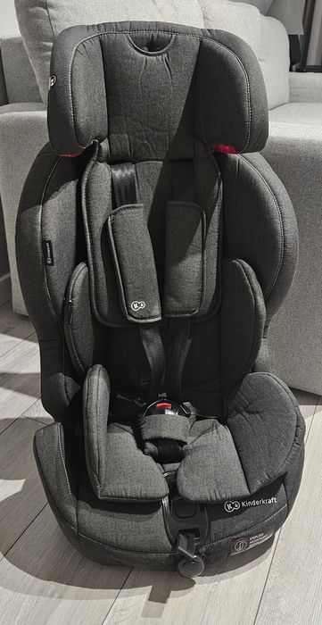 Kinderkraft Safety-Fix czarny - fotelik samochodowy