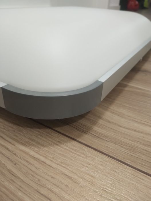 lampa sufitowa z pilotem