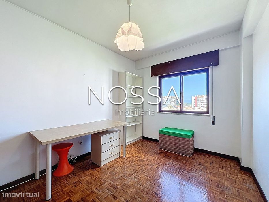 Apartamento T3 na Urb. Quinta das Serralheiras - Algueirão