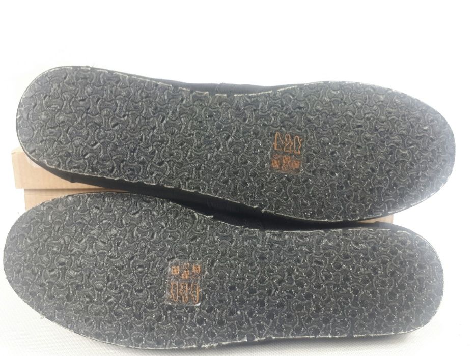 NOWE espadryle meskie TOMS MEN eu42 black on black canvas - półbuty