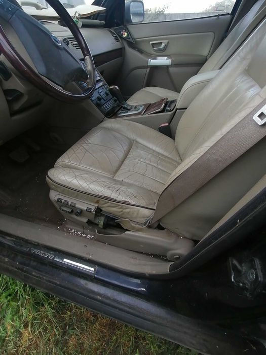 Volvo xc90 4.4v8 całe na czesci