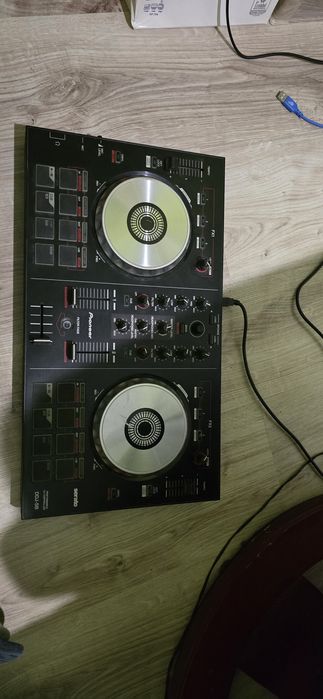 Konsola Pioneer DDJ-SB