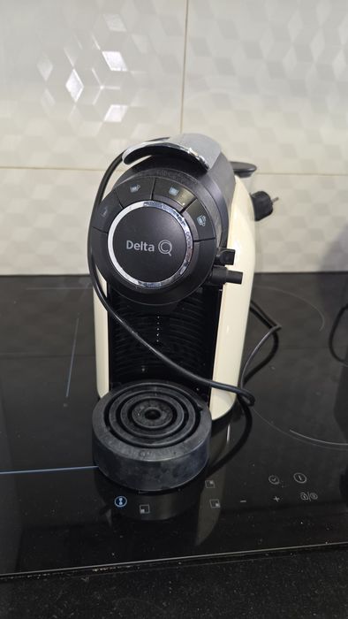 Máquina de Café Delta Q (avariada)