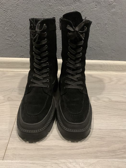 Ботинки женские.