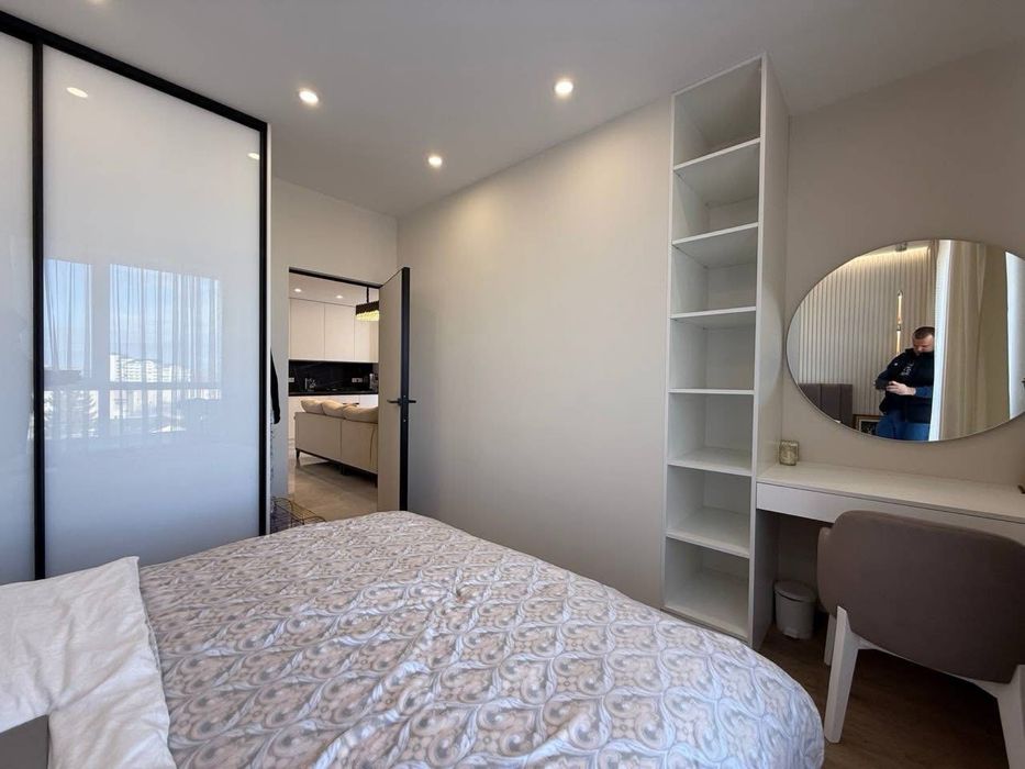 Продається стильна 2 кімнатна квартира в клубному будинку поблизу Цент