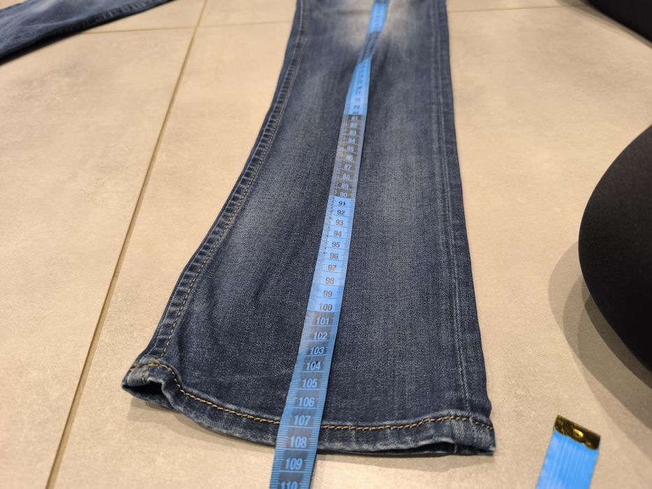 W28 L32 Diesel spodnie jeansowe męskie