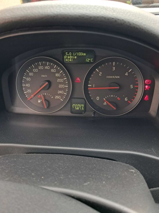 Sprzedam VOLVO V50 2010r