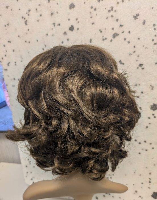 Peruka Krótkie włosy