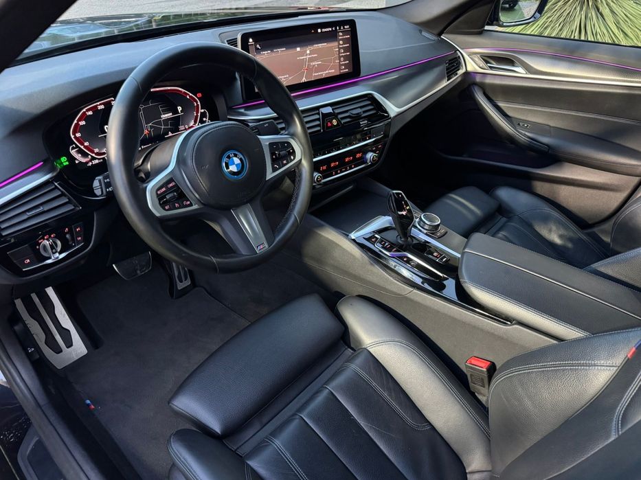 BMW 530 e Pack M64174085049091121