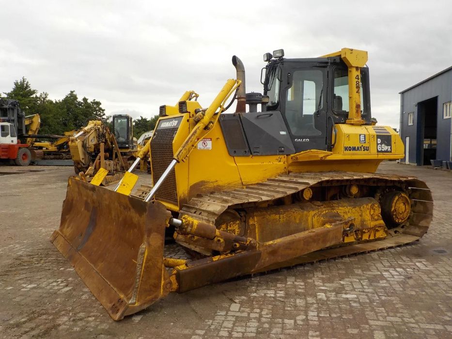 Бульдозер.Услуги бульдозера.Аренда бульдозера.Послуги бульдозера