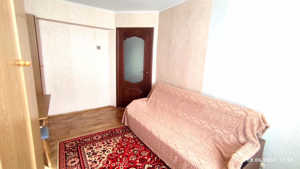 Подобово 2 кім.квартира. В центрі.