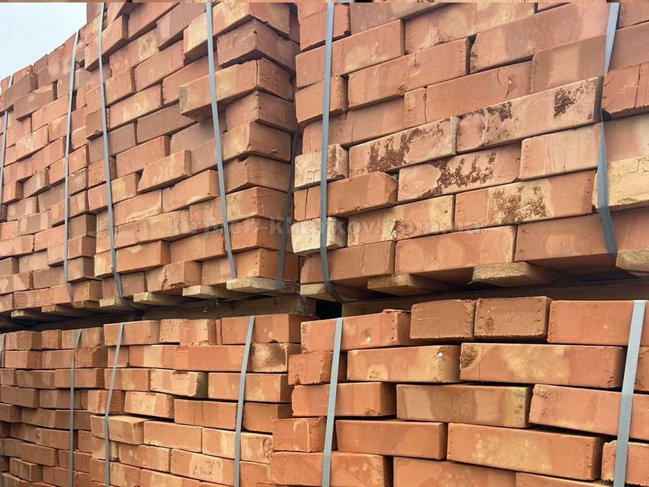 Кирпич рядовой красный М125 Гадяч в наличии