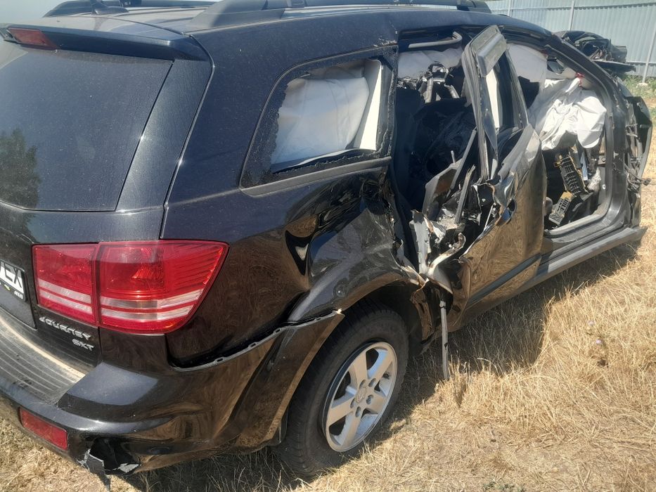 DODGE JOURNEY 2.4 бензин дтп